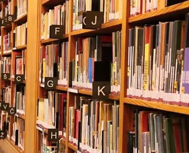 Krośnieńska biblioteka w wakacje zmienia rytm - sprawdź nowe godziny