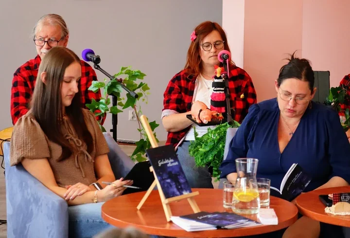 W Krośnie poezja spotkała archiwum i muzykę - Szponar pokazała debiut